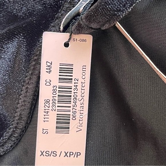 Victoria's Secret RARE Celestial Moon Star Black Velvet Robe Wrap Kimono Sz XS/ - Picture 13 of 16